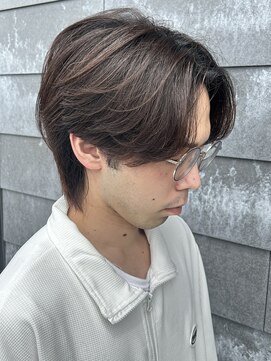 ヒュイル バイ ニアウ(Hwyl by Niau) メンズマッシュセンターパートスパイラルパーマニュアンスパーマ