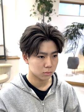 リンダ(LYNDA) ダークアッシュ/アッシュブラック/カルマパーマ/ベリーショート