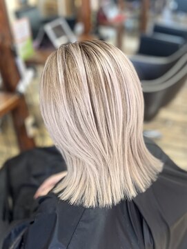 イエローコーン 横浜店(YELLOW CORN) 柔らかシャドールーツ