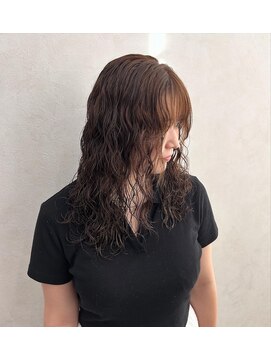 クム 横浜(qumu) 【qumu MARIKO】 ニュアンスパーマ×レイヤーカット