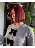 ボルドー×切りっぱなしボブ