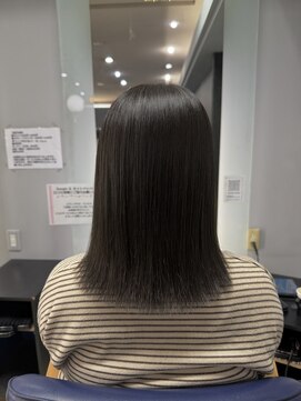 ジョルジュ サンク 戸田店(George Cinq) オリーブカラー