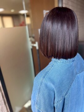 アミリー 成田飯田町店(Amily) ナチュラルベージュの美質感ストレートボブ(髪質改善)UP