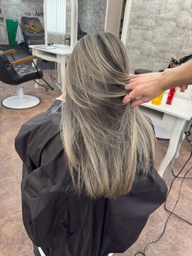 リファイン バイ アフィナー 本厚木店(Refine by Afinar) ブリーチハイライト髪質改善ダブルカラーレイヤーカット/本厚木