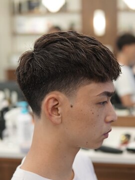 ザ チョップ ショップ ハラジュク(THE CHOP SHOP HARAJUKU) テーパーフェードフレンチクロップ