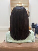 エフプラス(fplus)&nbsp;【髪質改善】潤うツヤ髪ミディ、パサつき広がり解決【Y00091】