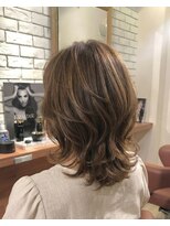ヘアメイク フレンシア(hair make flencia)&nbsp;軽やかレイヤーミディアムスタイル【364スタイル】