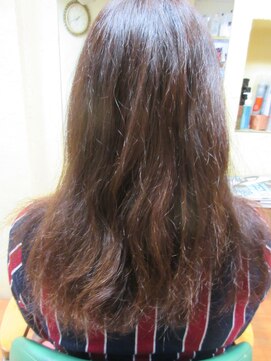 ヨシユキコンディショニング ダメージレスな縮毛矯正「強いくせ毛～ダメージ毛まで対応」205