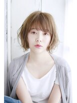 シュシュット(chouchoute)&nbsp;小顔セミウェットウェーブハイライトカラー美髪オリーブカラー11