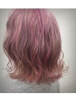 ビューティー シャレンド&nbsp;10代20代★くすみピンクハイライトカラー×ふんわり愛されミディ