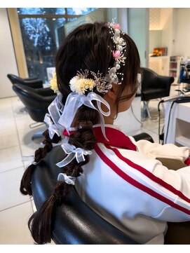 アンジュールガーデン(UNJOUR GARDEN) ツイン編みおろしスタイル