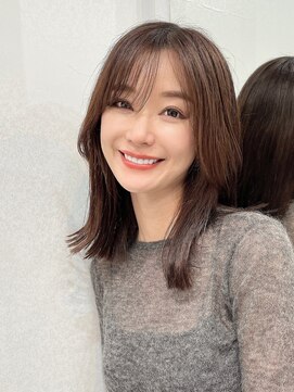 エスカーラ 表参道(THE ESCALA) 3分スタイリング・切りっぱなしミディアム