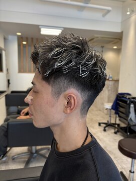 マジック(magic) ピンパーマ×メッシュハイライト