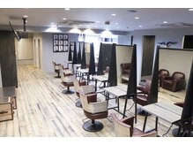 ヘアサロンM 新宿の雰囲気（ダブルカラー/ブリーチ/が得意なサロン・ロアオイル/取り扱い）