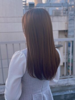 髪質改善×ハイトーンでうる艶髪へ＊サロンでしかできない最高級トリートメントでツヤを実感！
