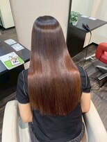 ヨンセンチメートルヒロサカ(4cm HIROSAKA)&nbsp;髪質育成縮毛矯正