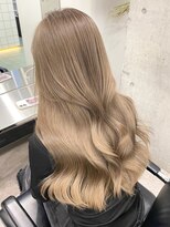 サンク 原宿 表参道(cinq)&nbsp;表参道ミルクティーベージュレイヤーケアブリーチベージュカラー