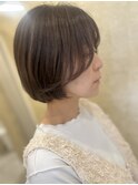 顔まわりで魅せる♪大人のレイヤーボブ