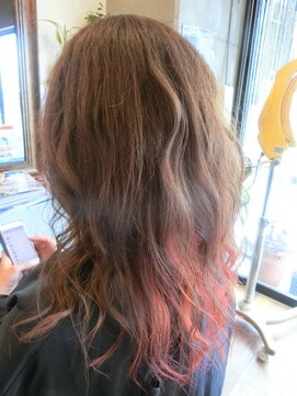 ヘアーアンドメイク ルシア(hair&make Lucia) インナーカラーオレンジ