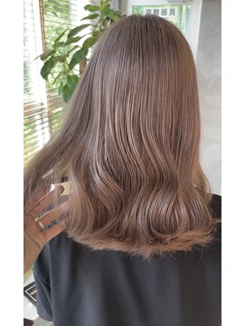 スリー(three) beige