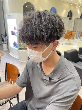 ラドンナアデッソ(LA.DONNA ADDESSO) 黒髪ツイスパ