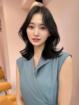 ボタン シブヤ(VOTAN SHIBUYA) 韓国ヘア/くびれヘア/顔まわりカット/地毛風透け感カラー