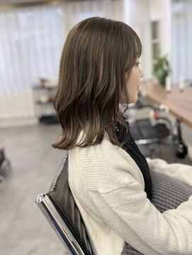 オウル(Owll) ◆◇大人可愛いシークレットレイヤーミディアムスタイル◇◆