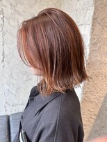 ペネロープ(Penelope)&nbsp;前下がりミディアムボブ/ハイライト/オレンジ/長め前髪