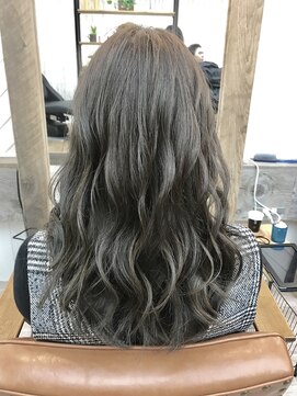 ネウィ 八王子(newi) 艶髪グレージュ