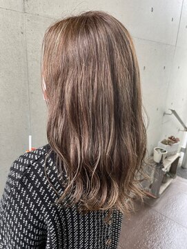 アチーブリス(achieve Liss) ナチュナル可愛い♪ 癖毛風 ゆるミディアムロング