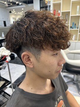 テテ(TETE) 波巻きパーマ/スペインカール