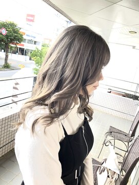 マリーインターナショナル 浦添店(MARIE INTERNATIONAL) ダブルカラーハイトーンミルクティーベージュグレージュ