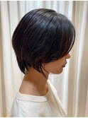 金沢八景ショートボブイルミナカラー丸みレイヤーくびれショート