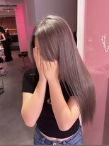 ダズリングディア(Dazzling Deer)&nbsp;ミルクティーグレージュ/ストレートロング/ハイトーン