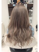 ケンジ 平塚 アネッタ(KENJE annetta)&nbsp;憧れのハイトーンカラー★ホワイティーシナモンアッシュ