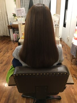 アンプレヴーアジュテ(Impre'vu ajoute) うるつやストレート