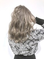 アマンドール(Aman D'or)&nbsp;プラチナホワイトカラー