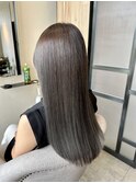 エモージュグレーベージュカラーダークアッシュ