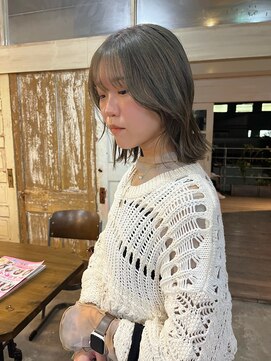 メーヴェ(Mowen) オリーブベージュ