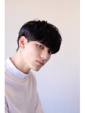 ソイクフ(SOY KUFU) MEN'S HAIRアッシュブラックマッシュパーマ