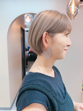 シビバイレボ(CIBI by revo) 地毛風カラー/ナチュラルレイヤーカット/ショートボブ[船橋]