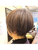 ヘアー グリーン(hair green) 丸みボブレイヤー/ショートボブ40代50代