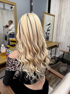 ヘアスタジオワン 藤沢店(HAIR STUDIO ONE) ブロンドヘア×エクステロウライト