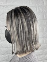 イエローコーン 横浜店(YELLOW CORN)&nbsp;ヒカリとカゲ[ハイライト/ブリーチ]