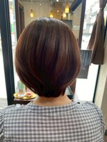 ビーチェ 小岩(Bice)&nbsp;光に映える、大人のツヤカラー◎レッドブラウンショート