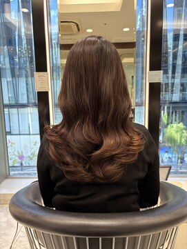 アピッシュ ギンザ(apish ginza) コテ巻き風パーマ/ロングパーマ/デジタルパーマ/伸ばしかけ