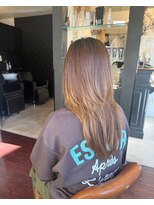 ローレン(LOREM)&nbsp;ロングウルフ1.27ミディアムレイヤーカット