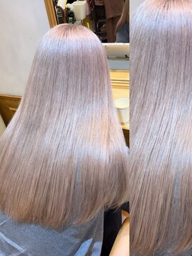 アロマ ヘアー ルーム 新宿3号店(AROMA hair room) ダブルブリーチでつくるペールホワイトベージュ^_^