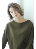 ROI ショートボブ