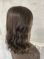 フェイスフレーミング×シナモンベージュ